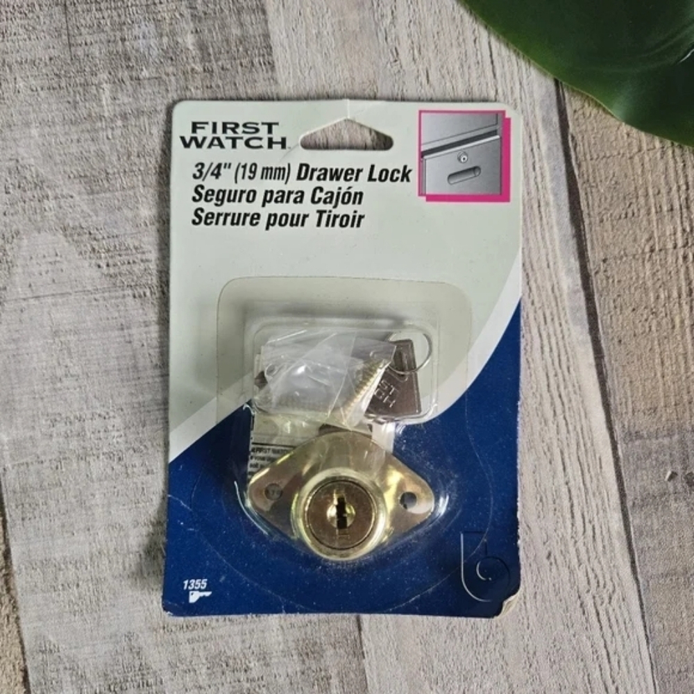 FIRST WATCH | Gold Drawer Lock w/ Key